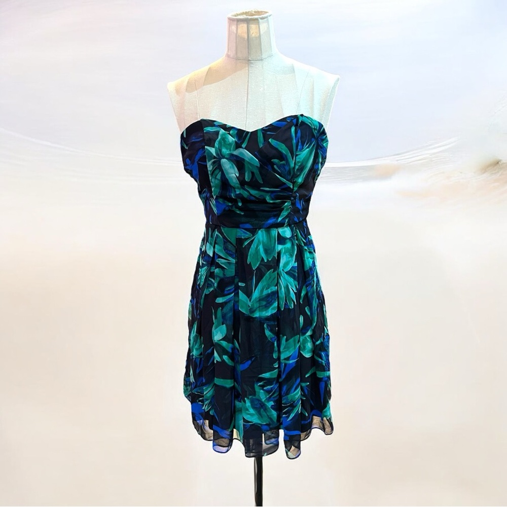 Le Chateau Blue Green Tropical Floral Strapless Cocktail Dress